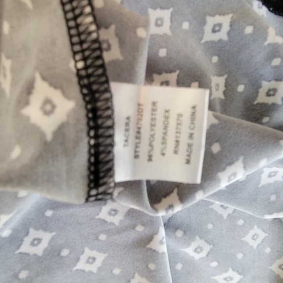 Tacera M Women's Short Sleeve Top Black with White Pattern - Picture 7 of 7